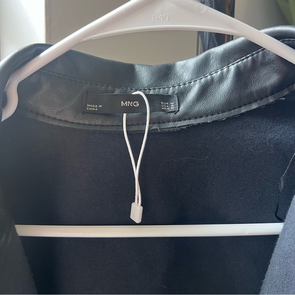 NWOT Mango black leather button up collared outerwear jacket top - Picture 3 of 6